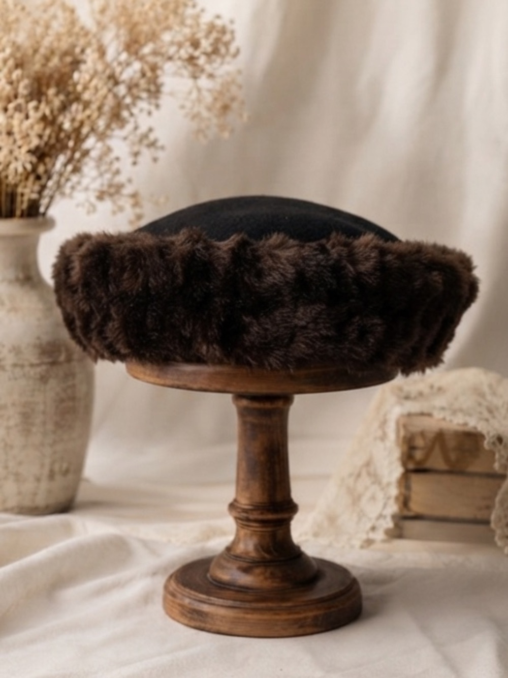 VINTAGE Pleasant Pheasant Faux Fur Beret Hat